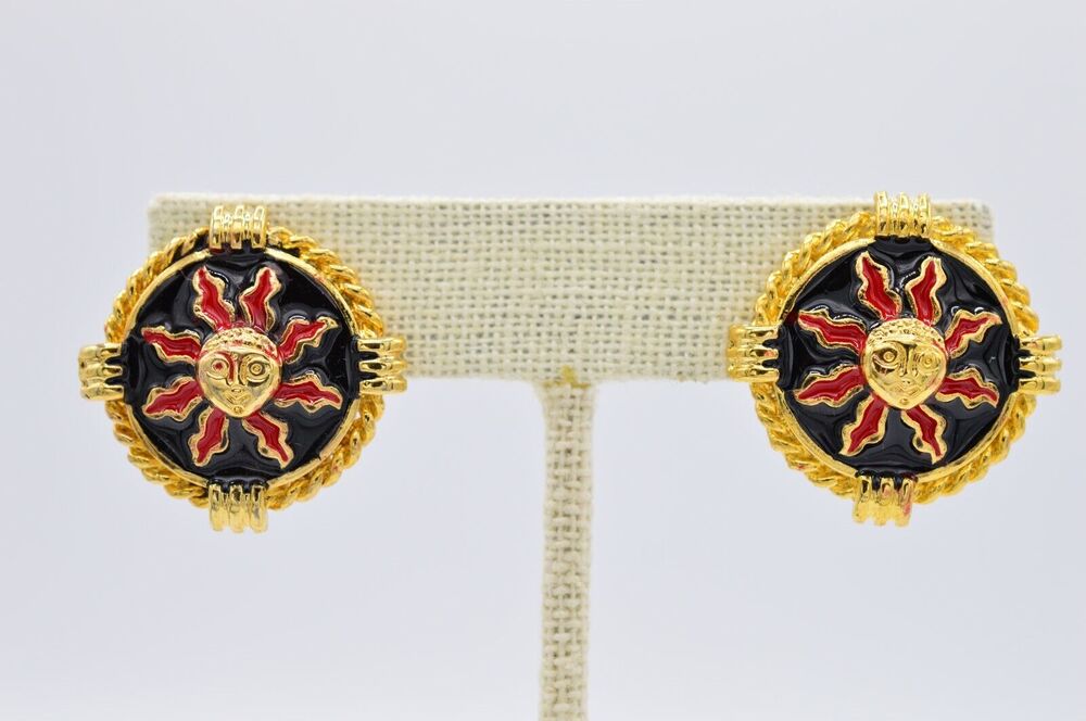 Vintage Sunburst Sun Stud Earrings Gold Tone Enamel Red Black Round 80s NOS A20